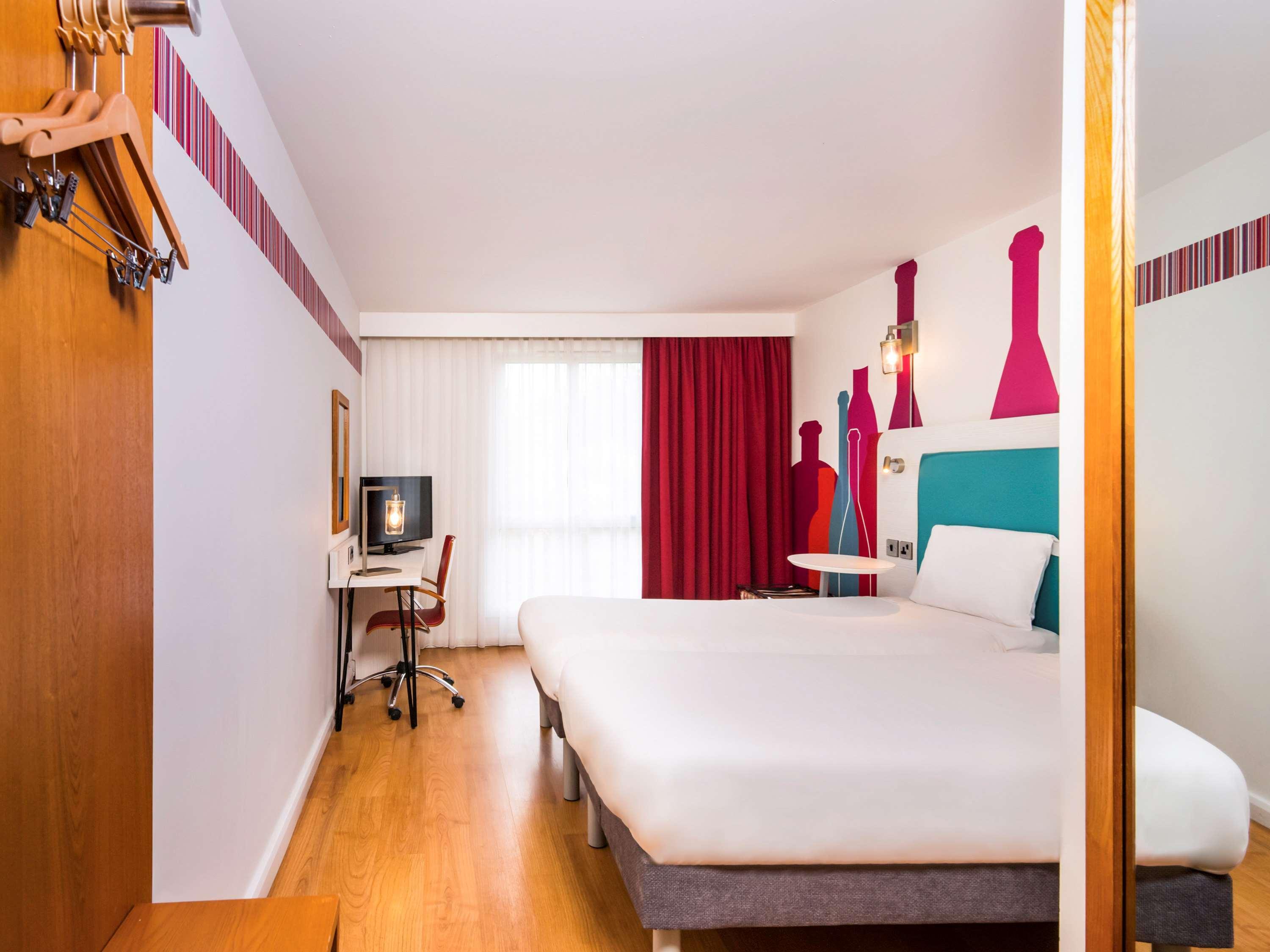 Отель Ibis Styles Барнсли Экстерьер фото