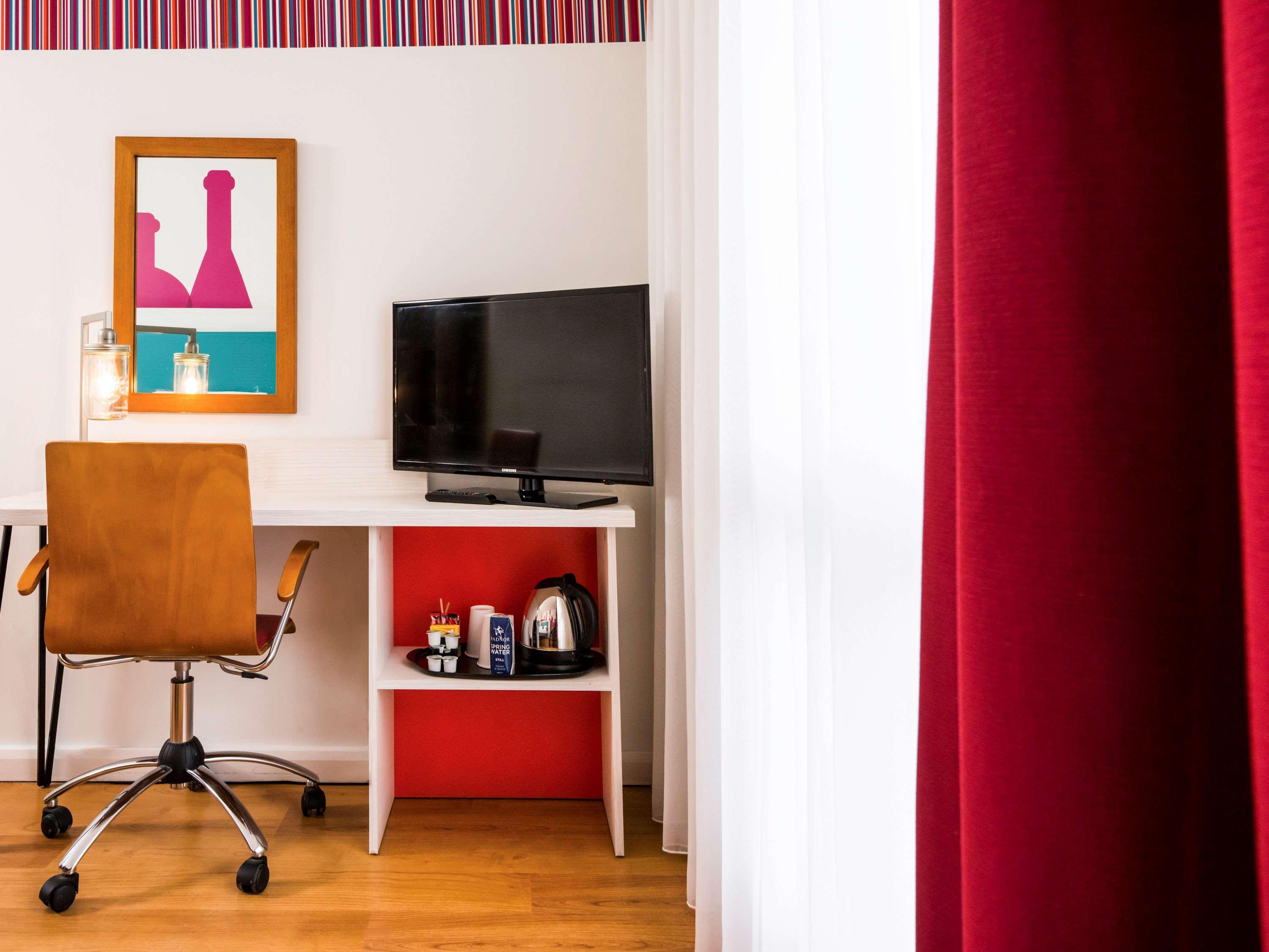 Отель Ibis Styles Барнсли Экстерьер фото