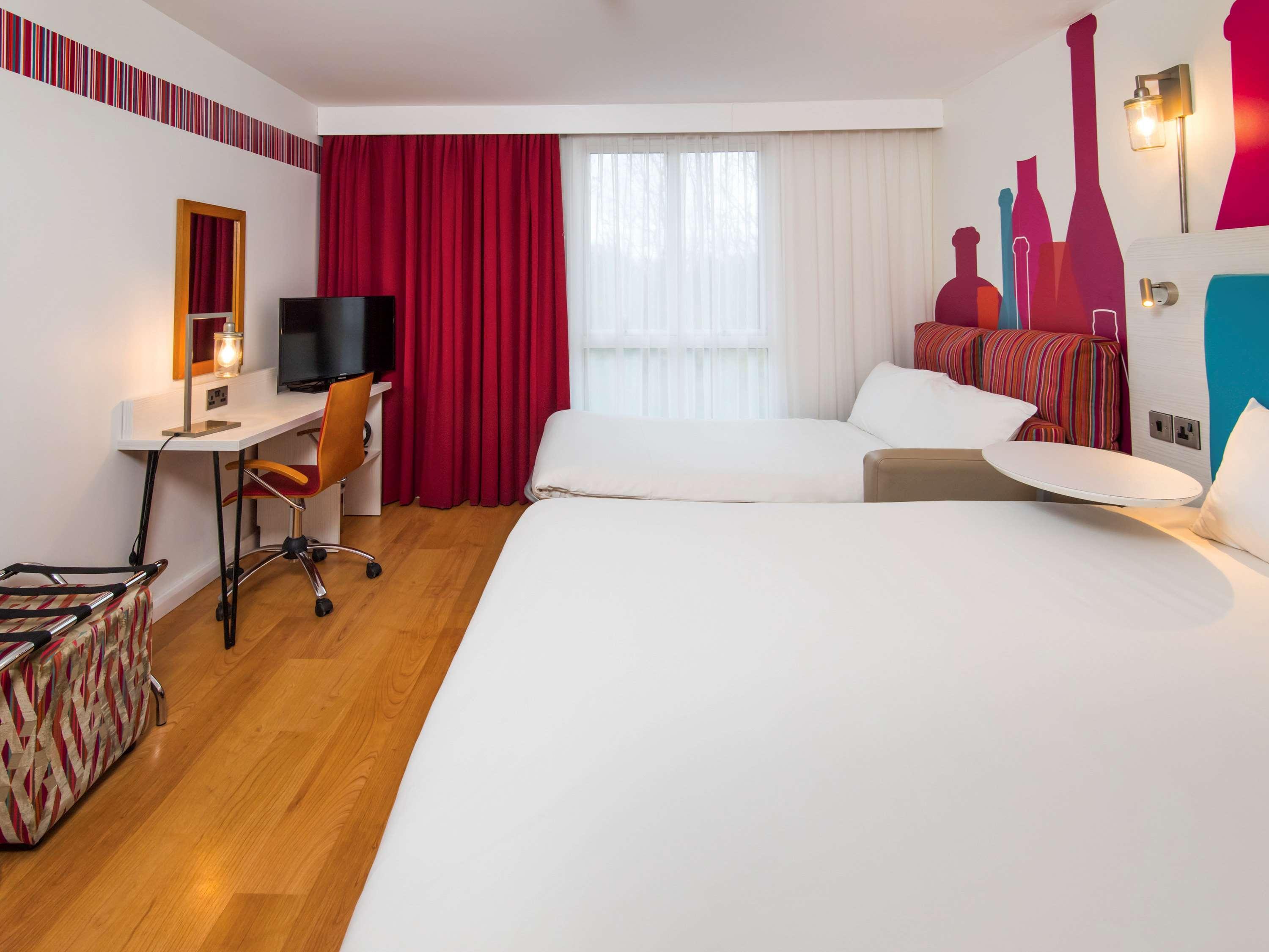 Отель Ibis Styles Барнсли Экстерьер фото