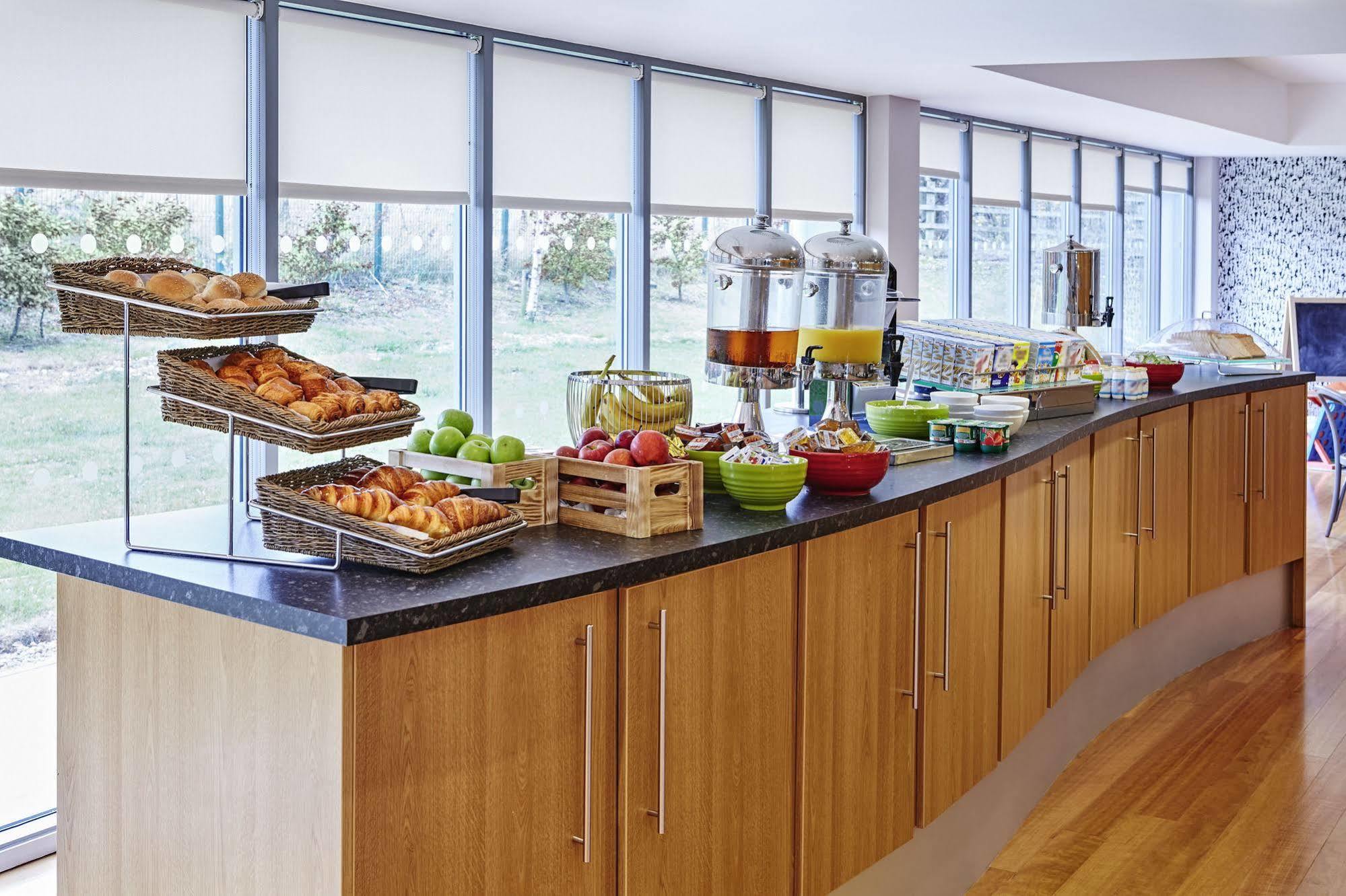 Отель Ibis Styles Барнсли Экстерьер фото